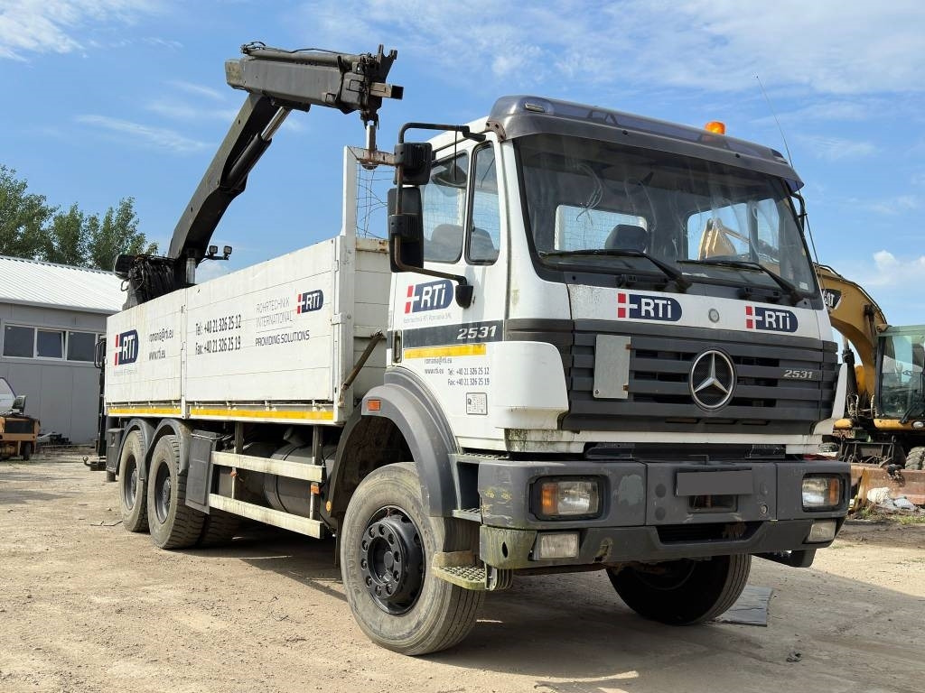 Mercedes-Benz 2531  - Truk derek, Truk flatbed: gambar 1 Mercedes-Benz 2531  - Truk derek, Truk flatbed: gambar 1
