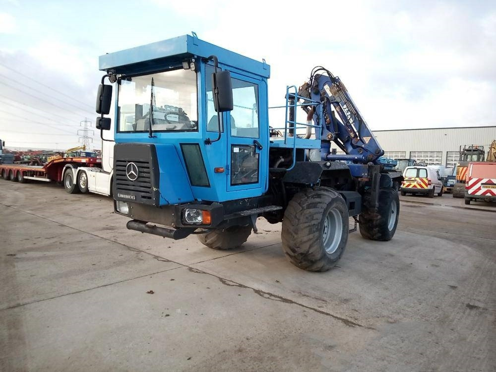 Mercedes-Benz Unimog - Truk derek: gambar 1 Mercedes-Benz Unimog - Truk derek: gambar 1