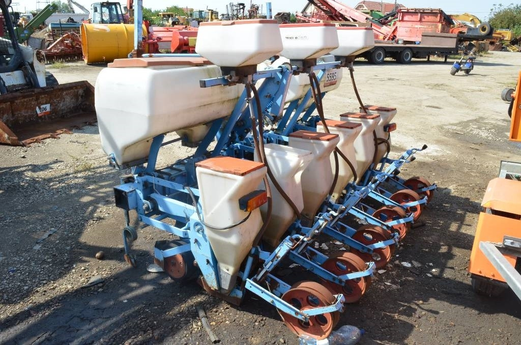 Monosem NG PLUS 6  - Penabur presisi: gambar 3 Monosem NG PLUS 6  - Penabur presisi: gambar 3