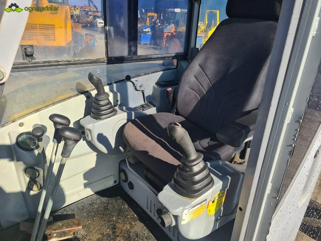 Ekskavator mini Neuson 6003: gambar 7