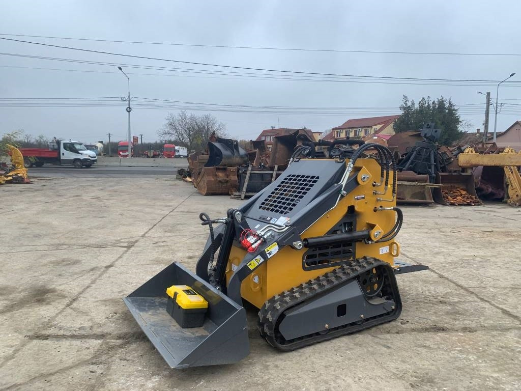 Newrick ZW480 - Skid steer: gambar 2 Newrick ZW480 - Skid steer: gambar 2