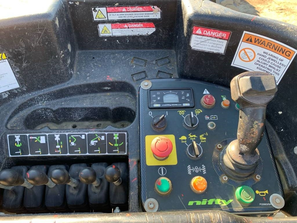 Boom artikulasi Niftylift HR 21 HYBRID: gambar 10 Boom artikulasi Niftylift HR 21 HYBRID: gambar 10