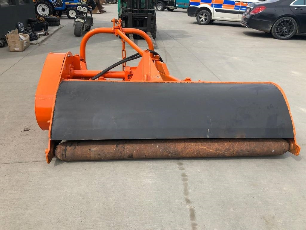 Perfect 180 - Mesin pemotong chopper/ Mulcher: gambar 1 Perfect 180 - Mesin pemotong chopper/ Mulcher: gambar 1