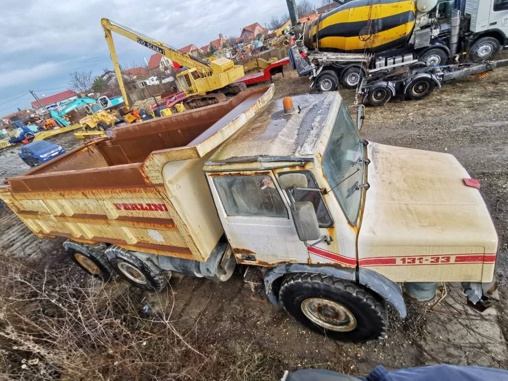 Perlini 131-33 - Truk batu/ Dumper iebes: gambar 2 Perlini 131-33 - Truk batu/ Dumper iebes: gambar 2
