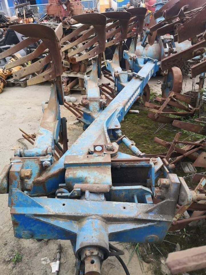 Rabe Rabewerk 4 Rabe Rabewerk 4 - Bajak: gambar 2 Rabe Rabewerk 4 Rabe Rabewerk 4 - Bajak: gambar 2