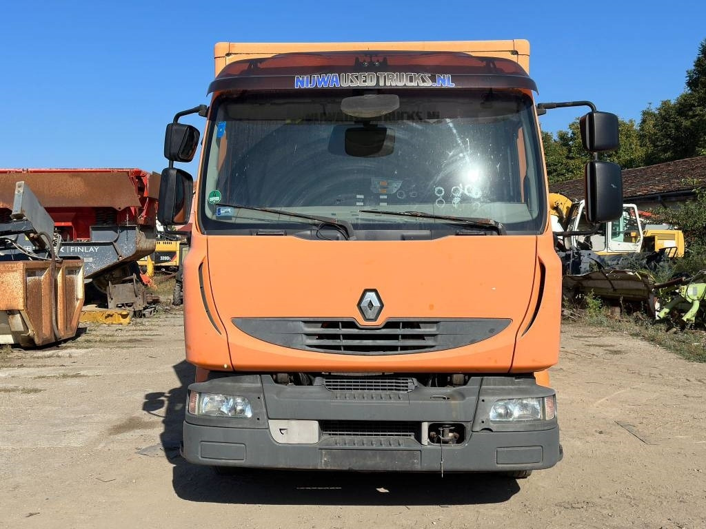 Renault Midlum 220 DCI - Truk box: gambar 3 Renault Midlum 220 DCI - Truk box: gambar 3