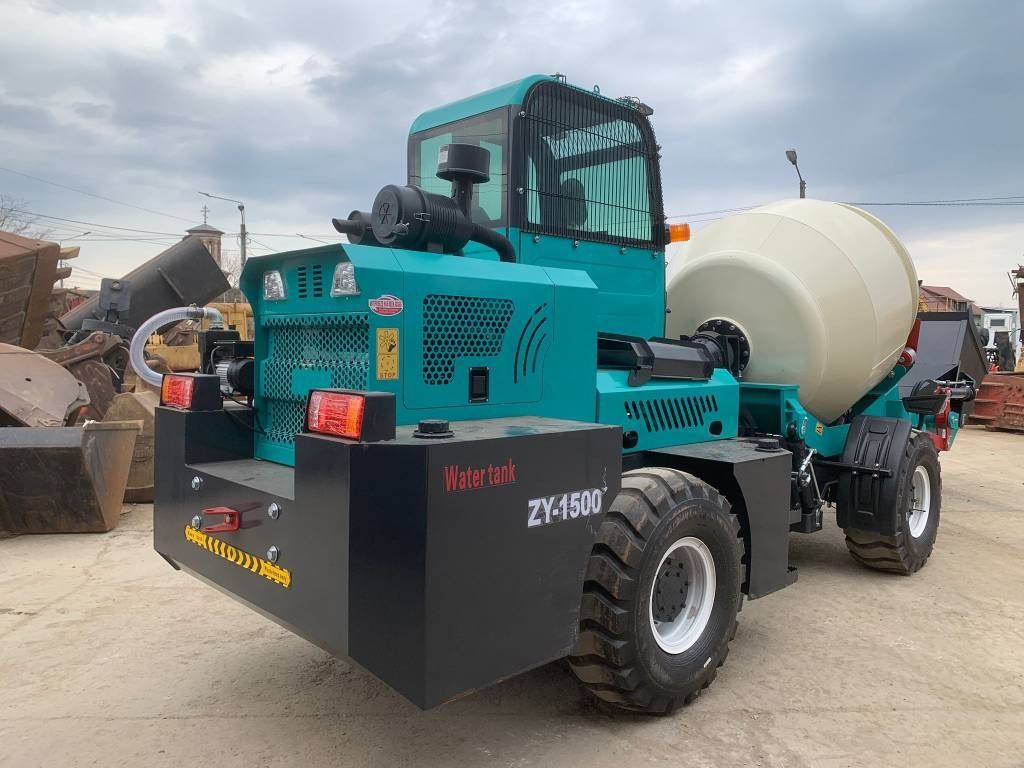 Terramax ZY-1500 - Truk pengaduk beton: gambar 4 Terramax ZY-1500 - Truk pengaduk beton: gambar 4
