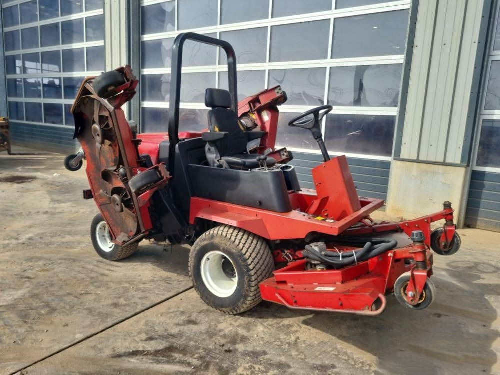 Toro GROUNDSMASTER 30410 - Mesin pemotong rumput: gambar 4 Toro GROUNDSMASTER 30410 - Mesin pemotong rumput: gambar 4