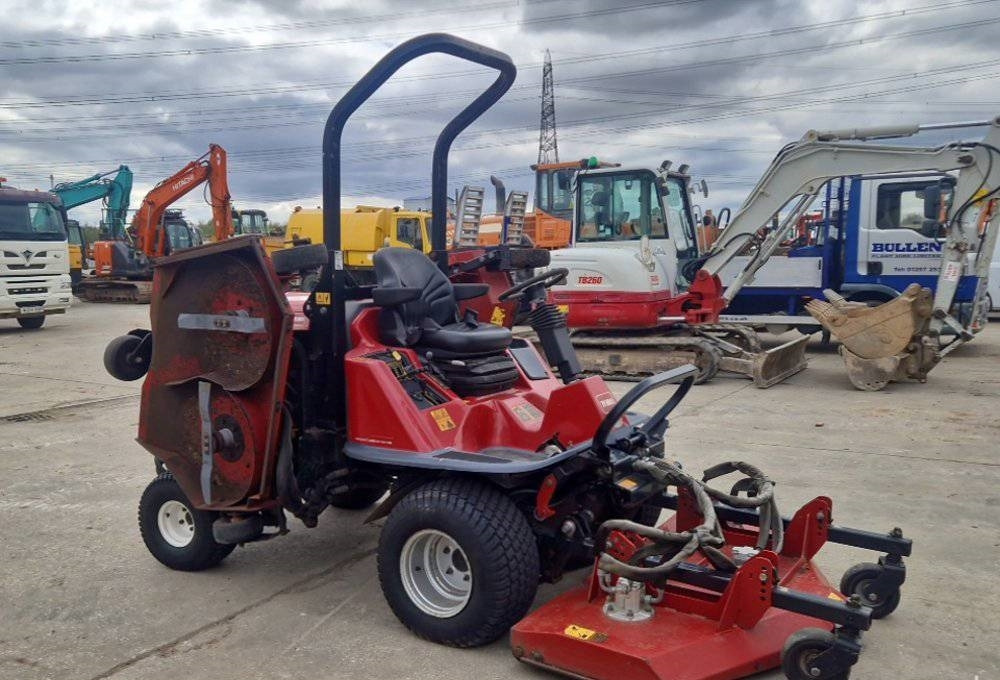 Toro R3240T - Mesin pemotong rumput: gambar 4 Toro R3240T - Mesin pemotong rumput: gambar 4