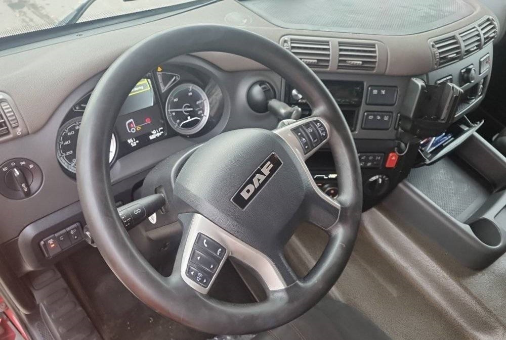 DAF CF 410 - Tractor head: gambar 5 DAF CF 410 - Tractor head: gambar 5