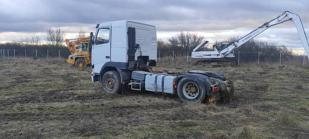 Volvo FH12 380 - Tractor head: gambar 4 Volvo FH12 380 - Tractor head: gambar 4