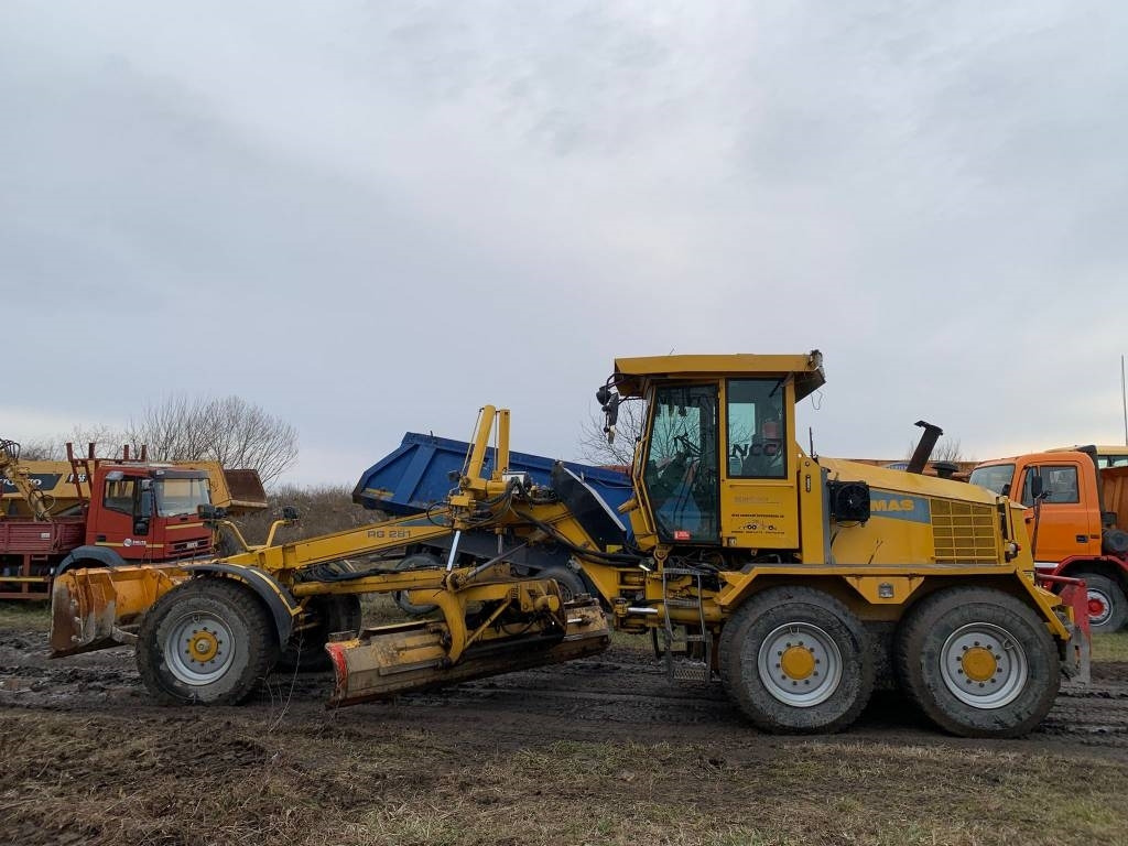 Vammas RG 281 - Grader: gambar 2 Vammas RG 281 - Grader: gambar 2