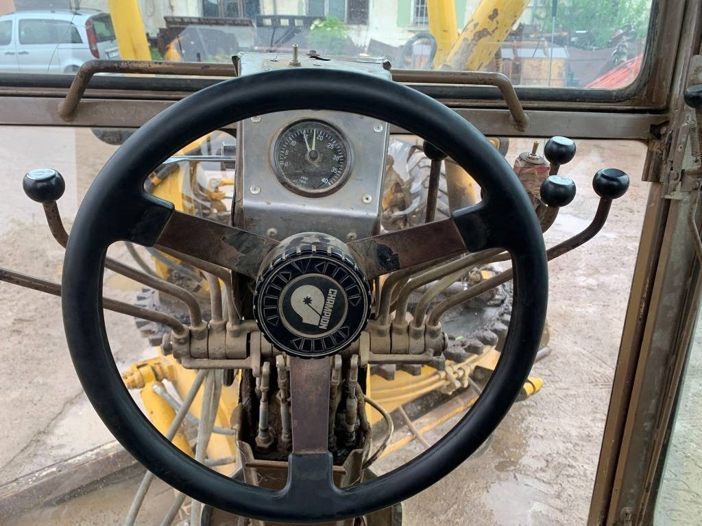 Volvo Champion 720 - Grader: gambar 5 Volvo Champion 720 - Grader: gambar 5