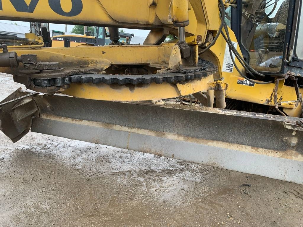 Volvo Champion 720 - Grader: gambar 4 Volvo Champion 720 - Grader: gambar 4