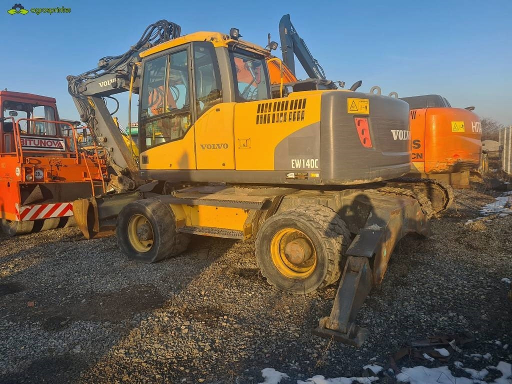 Volvo EW 140 C - Ekskavator roda: gambar 3 Volvo EW 140 C - Ekskavator roda: gambar 3
