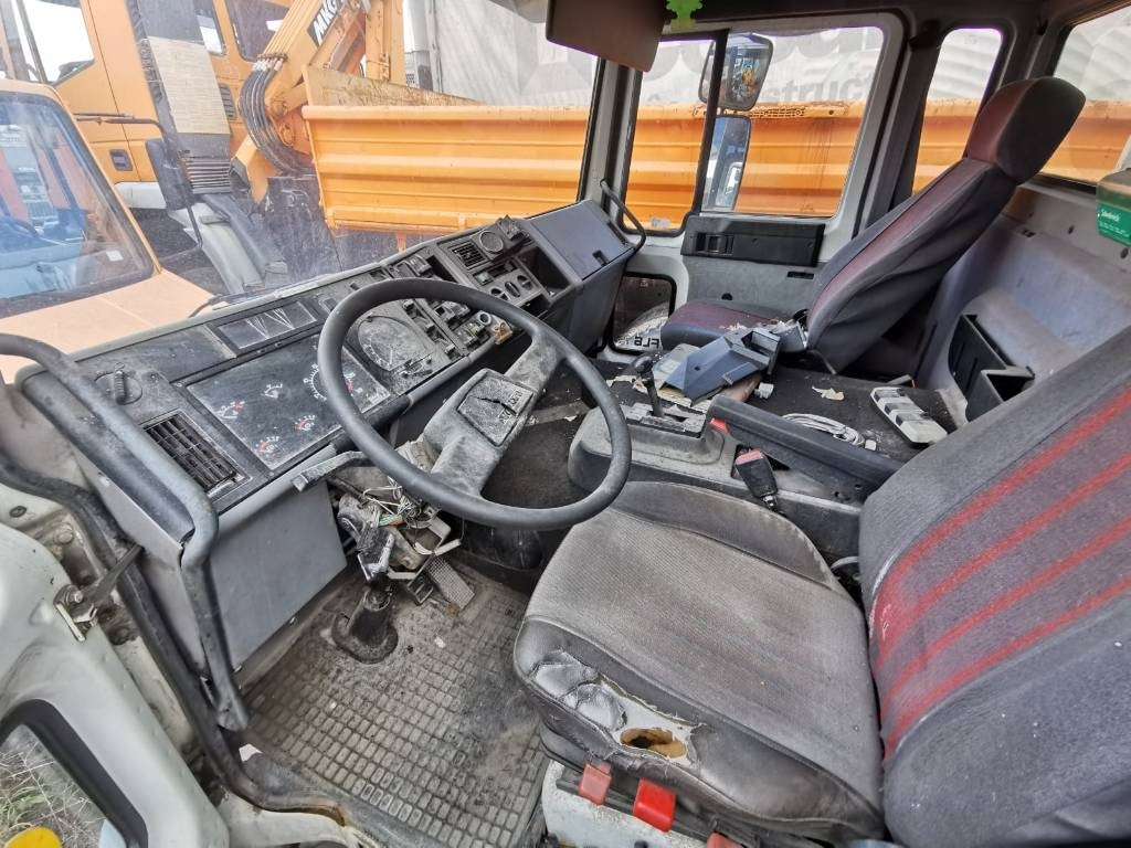 Volvo FL6 - Truk sampah: gambar 5 Volvo FL6 - Truk sampah: gambar 5
