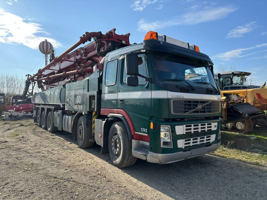 Volvo FM 480 - Truk pompa beton: gambar 4 Volvo FM 480 - Truk pompa beton: gambar 4