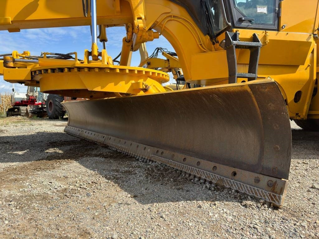 Volvo G 976 - Grader: gambar 4 Volvo G 976 - Grader: gambar 4