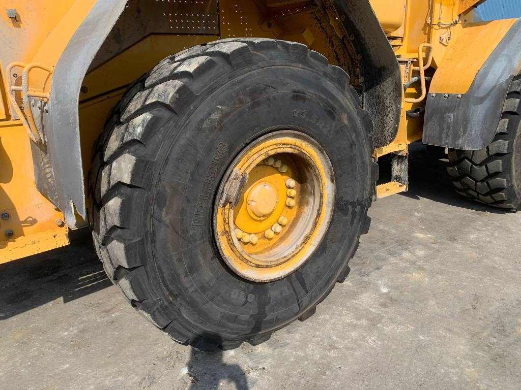 Volvo L 110 E - Wheel loader: gambar 5 Volvo L 110 E - Wheel loader: gambar 5