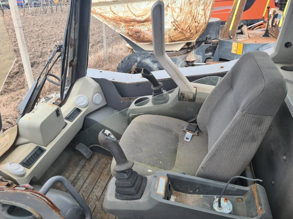 Volvo MC 95 C - Skid steer: gambar 4 Volvo MC 95 C - Skid steer: gambar 4