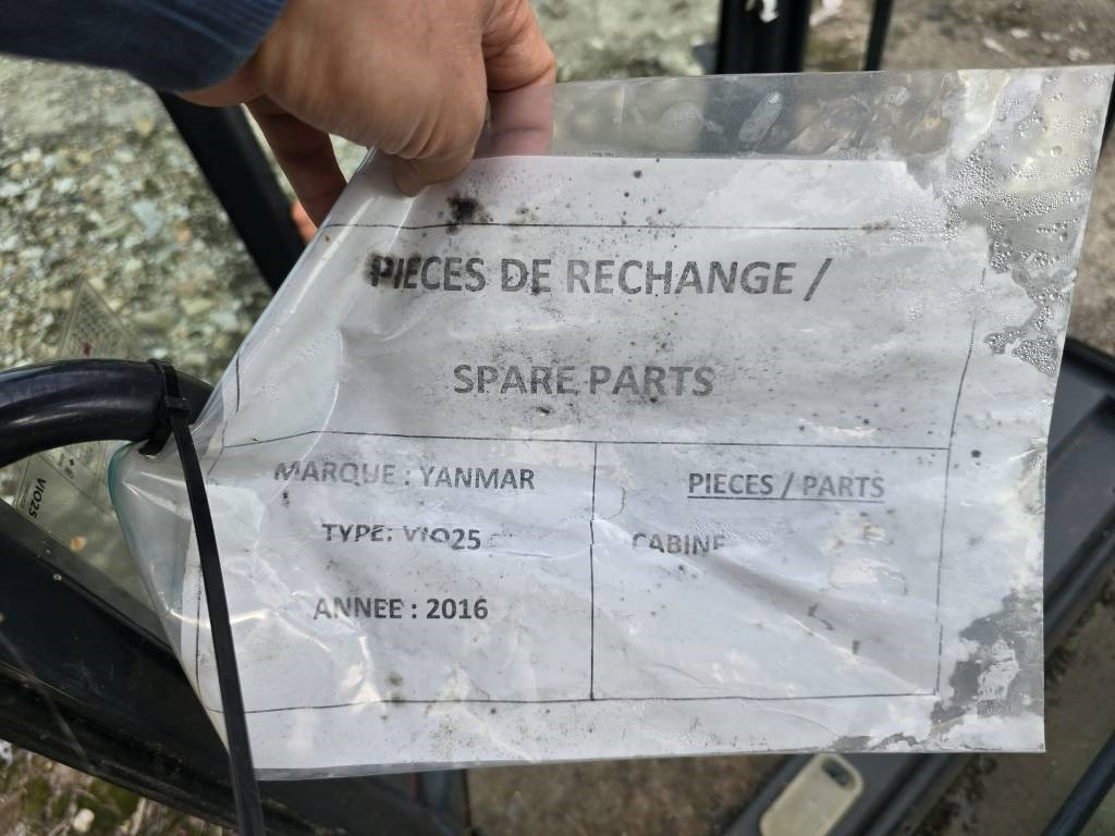 Yanmar Vio 25 Cabine - Kabin untuk Peralatan konstruksi: gambar 4 Yanmar Vio 25 Cabine - Kabin untuk Peralatan konstruksi: gambar 4