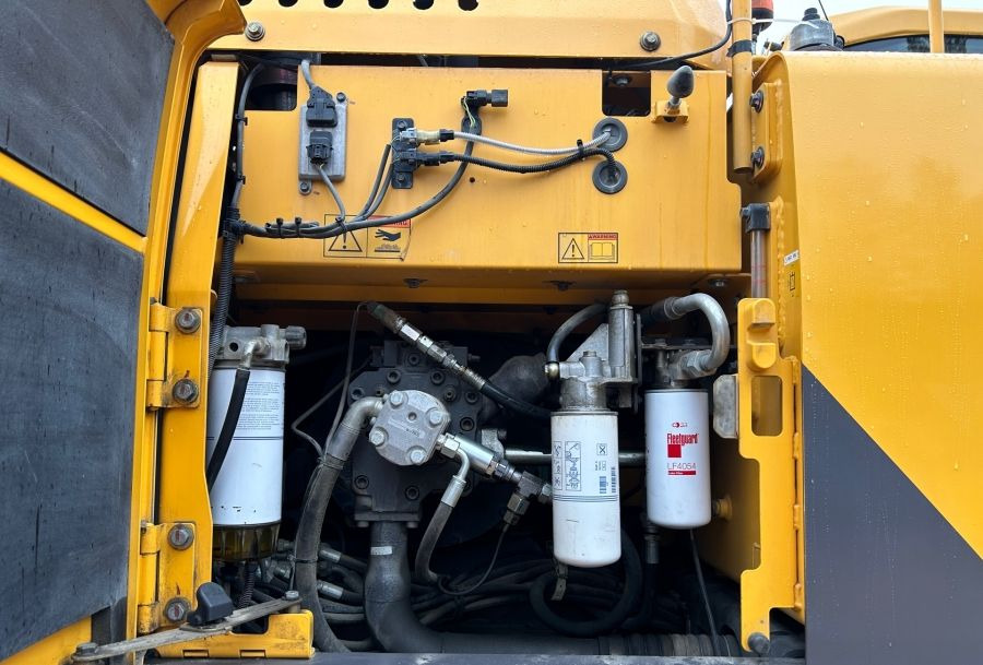 VOLVO EW160 D - Ekskavator roda: gambar 3 VOLVO EW160 D - Ekskavator roda: gambar 3