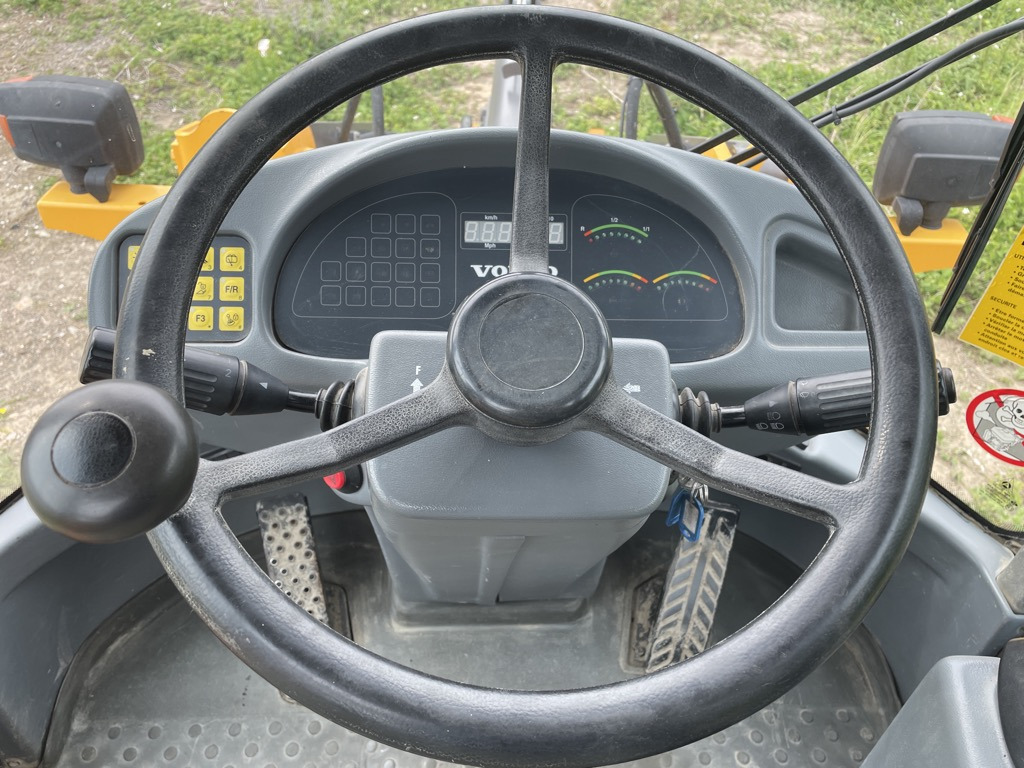 Volvo L30B PRO - Wheel loader: gambar 5 Volvo L30B PRO - Wheel loader: gambar 5