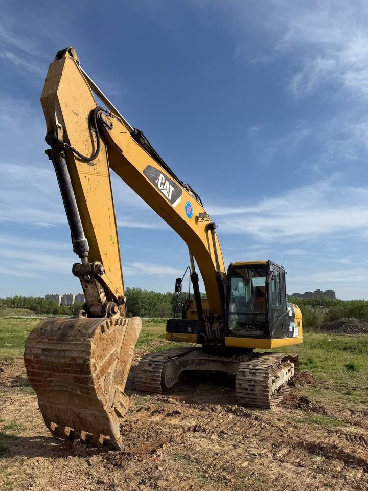 CATERPILLAR 320D2GC With CAT C7.1 - Ekskavator perayap: gambar 1 CATERPILLAR 320D2GC With CAT C7.1 - Ekskavator perayap: gambar 1