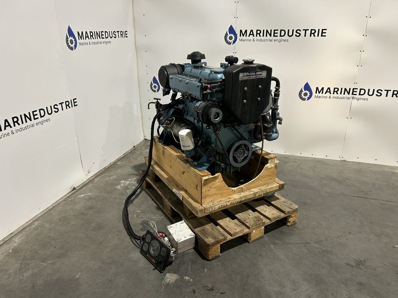 Perkins Marine M92B - Mesin untuk Peralatan lainnya: gambar 3 Perkins Marine M92B - Mesin untuk Peralatan lainnya: gambar 3