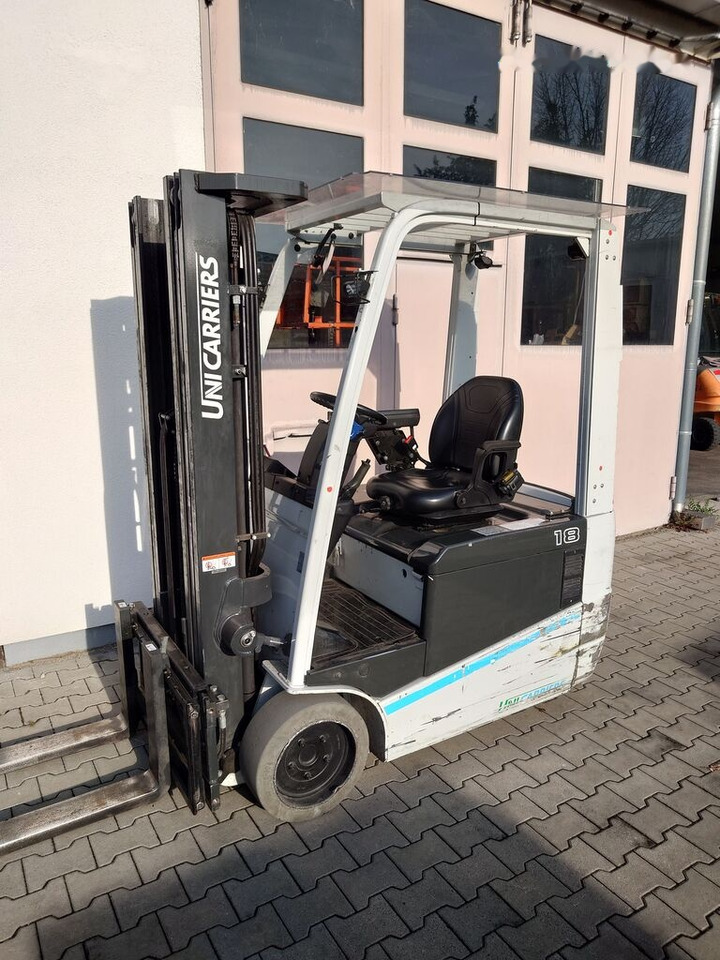 UniCarriers AG1N1L18Q - Forklift listrik: gambar 1 UniCarriers AG1N1L18Q - Forklift listrik: gambar 1