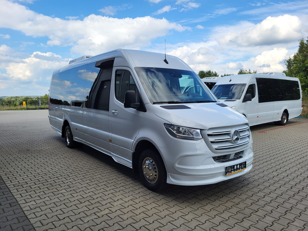 MERCEDES-BENZ Sprinter 517 CDI 24 places+ 3 standing NEW - Bus pinggiran kota: gambar 2 MERCEDES-BENZ Sprinter 517 CDI 24 places+ 3 standing NEW - Bus pinggiran kota: gambar 2