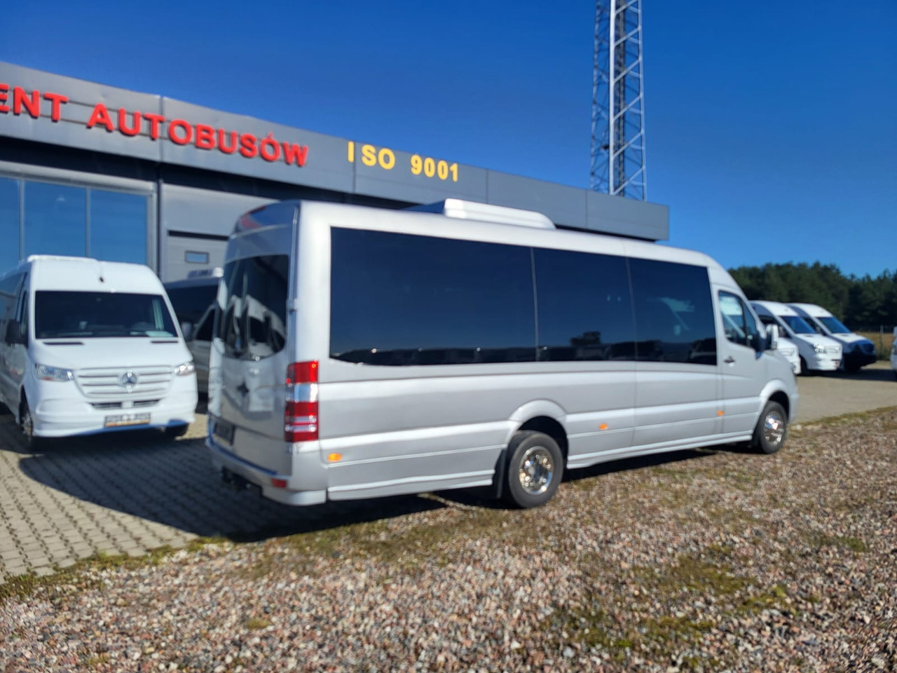 Mercedes-Benz Sprinter 516 CDI - 24 places - Bus mini, Van penumpang: gambar 4 Mercedes-Benz Sprinter 516 CDI - 24 places - Bus mini, Van penumpang: gambar 4