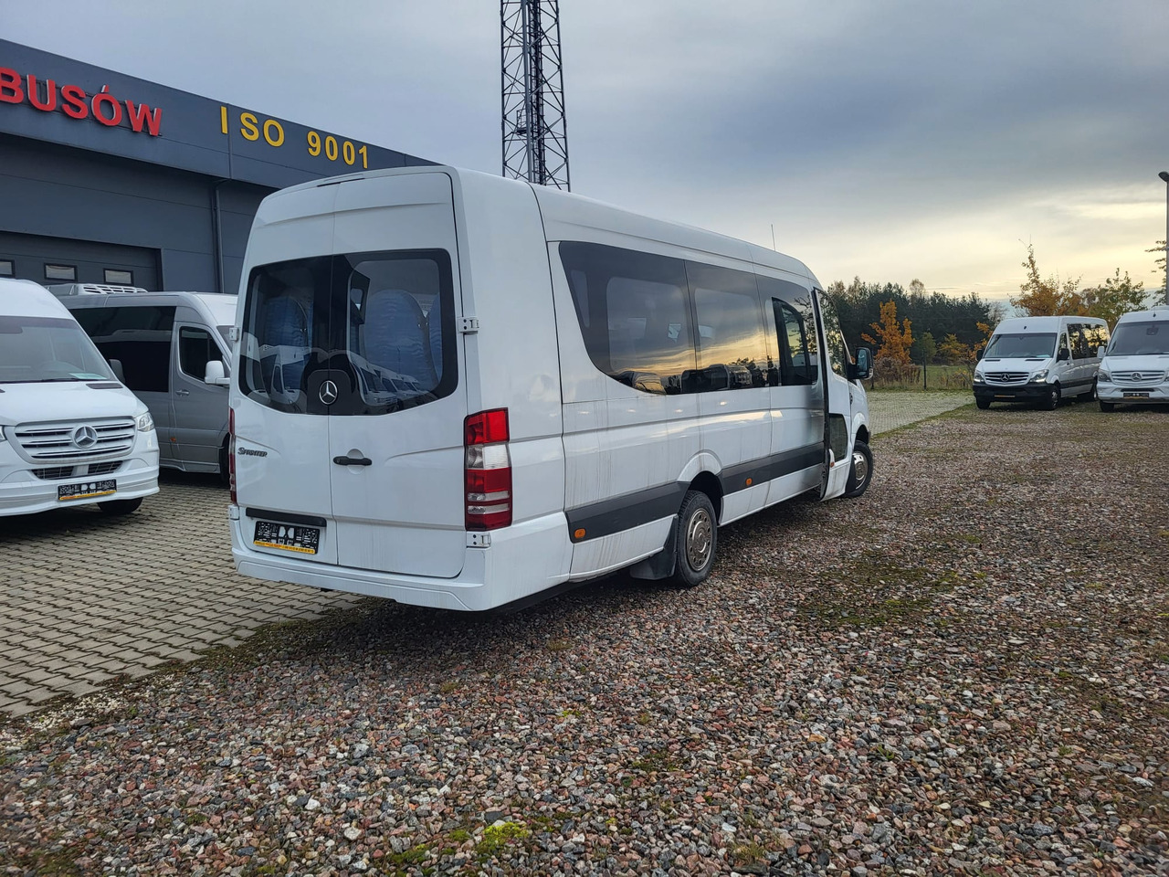 Mercedes-Benz Sprinter 518 CDI - 24 places + standing - Bus mini, Van penumpang: gambar 4 Mercedes-Benz Sprinter 518 CDI - 24 places + standing - Bus mini, Van penumpang: gambar 4