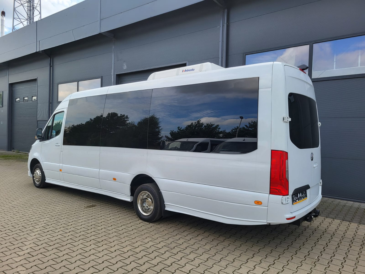 Mercedes-Benz Sprinter 519 CDI 24 places + 3 standing - Bus pinggiran kota: gambar 4 Mercedes-Benz Sprinter 519 CDI 24 places + 3 standing - Bus pinggiran kota: gambar 4