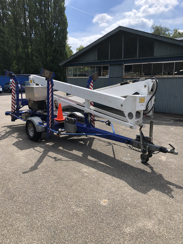 Custer R17EHS 2002 230V trailer mounted platform R17 - Lift boom yang dapat ditarik: gambar 3 Custer R17EHS 2002 230V trailer mounted platform R17 - Lift boom yang dapat ditarik: gambar 3