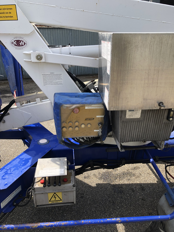 Custer R17EHS 2002 230V trailer mounted platform R17 - Lift boom yang dapat ditarik: gambar 5 Custer R17EHS 2002 230V trailer mounted platform R17 - Lift boom yang dapat ditarik: gambar 5