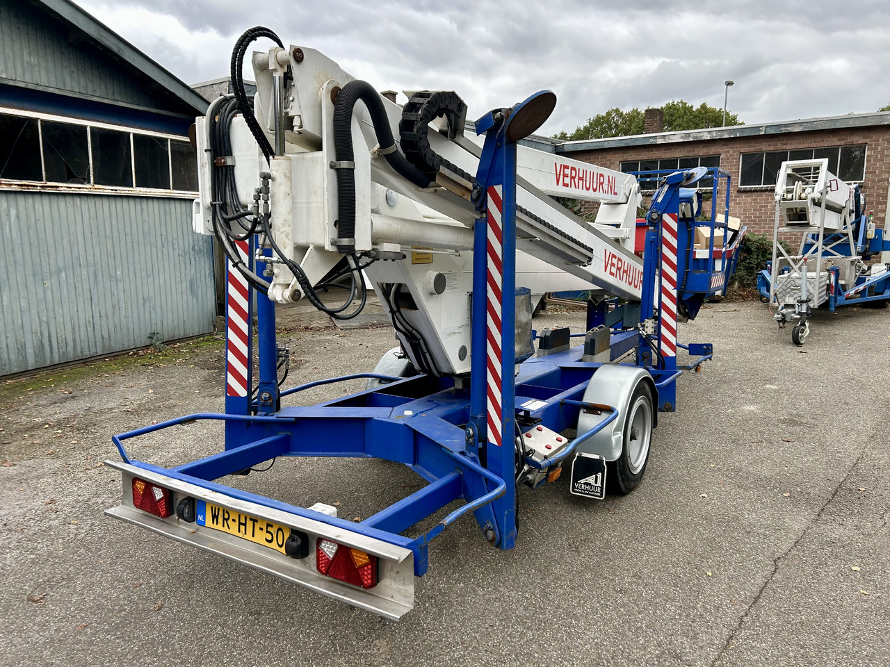Custers R20EHS R20 2005 trailer mounted platform R20 - Lift boom yang dapat ditarik: gambar 3 Custers R20EHS R20 2005 trailer mounted platform R20 - Lift boom yang dapat ditarik: gambar 3