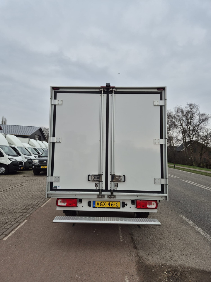 Volkswagen Crafter KOELWAGEN Volkswagen Crafter 177pk Lamberet Koelwagen FRC Koelwagen Bakwagen Kühlwagen Airco Cruise control - Van berpendingin: gambar 4 Volkswagen Crafter KOELWAGEN Volkswagen Crafter 177pk Lamberet Koelwagen FRC Koelwagen Bakwagen Kühlwagen Airco Cruise control - Van berpendingin: gambar 4
