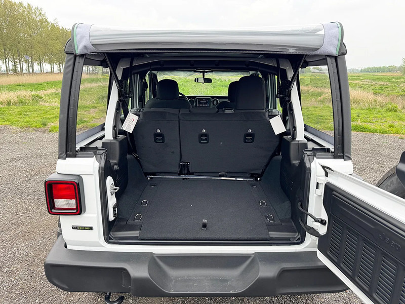 Jeep Wrangler 4x4 3.0 Diesel UNLIMITED SPORT 5 DOORS - EURO 6 - NEW!! LARGE QUANTITY AVAILABLE!! - Truk pikap: gambar 5 Jeep Wrangler 4x4 3.0 Diesel UNLIMITED SPORT 5 DOORS - EURO 6 - NEW!! LARGE QUANTITY AVAILABLE!! - Truk pikap: gambar 5