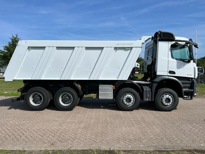 Mercedes-Benz Arocs 4245-K 8x4 Meiller 20m3 Tipper - Euro 3 - NEW - 11 UNITS READY FOR WORK!! - Truk jungkit: gambar 2 Mercedes-Benz Arocs 4245-K 8x4 Meiller 20m3 Tipper - Euro 3 - NEW - 11 UNITS READY FOR WORK!! - Truk jungkit: gambar 2