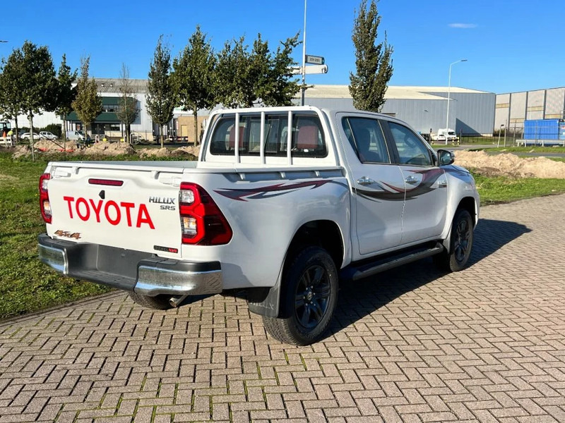 Toyota Hilux GLX SR5 4x4 - 2 UNITS IN STOCK - 2.4 D Double Cab - EURO 2 - NEW!! - Truk pikap, Van kombi: gambar 5 Toyota Hilux GLX SR5 4x4 - 2 UNITS IN STOCK - 2.4 D Double Cab - EURO 2 - NEW!! - Truk pikap, Van kombi: gambar 5