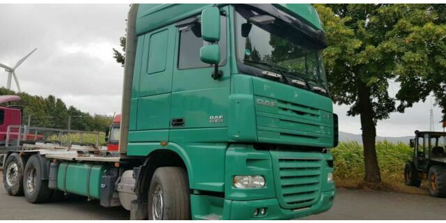 DAF XF105-460Super Spacs Cap G.Haus/Hoch Retarder - Truk logging: gambar 2 DAF XF105-460Super Spacs Cap G.Haus/Hoch Retarder - Truk logging: gambar 2