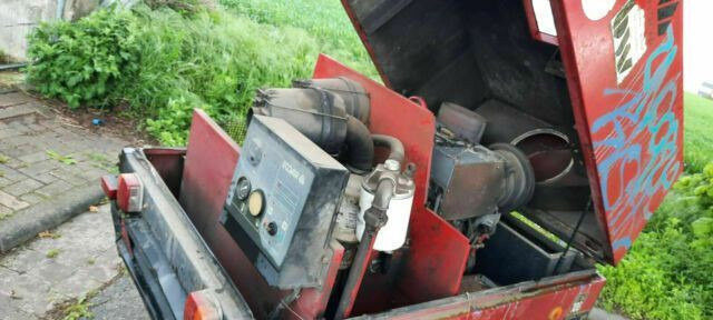 Doosan F 30 - Kompresor udara: gambar 2 Doosan F 30 - Kompresor udara: gambar 2