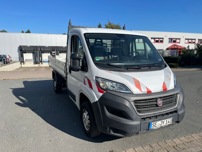 Fiat Ducato - Van flatbed: gambar 1 Fiat Ducato - Van flatbed: gambar 1