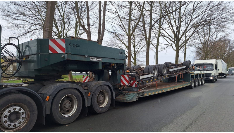 Goldhofer TiefladerSTZ-VH4-50/80 - Semi-trailer low bed: gambar 3 Goldhofer TiefladerSTZ-VH4-50/80 - Semi-trailer low bed: gambar 3