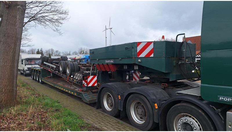 Goldhofer TiefladerSTZ-VH4-50/80 - Semi-trailer low bed: gambar 4 Goldhofer TiefladerSTZ-VH4-50/80 - Semi-trailer low bed: gambar 4