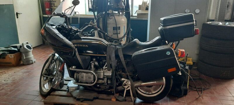 Honda GL 2 Goldwing - Sepeda motor: gambar 3 Honda GL 2 Goldwing - Sepeda motor: gambar 3