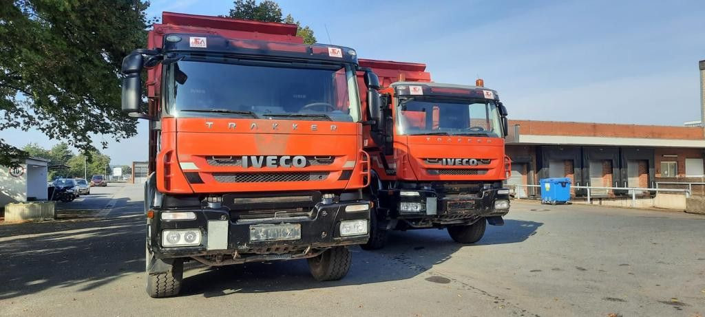 Iveco 260AD360PS 6x4 Blatt/Blatt Bordmatic Links - Truk jungkit: gambar 5 Iveco 260AD360PS 6x4 Blatt/Blatt Bordmatic Links - Truk jungkit: gambar 5