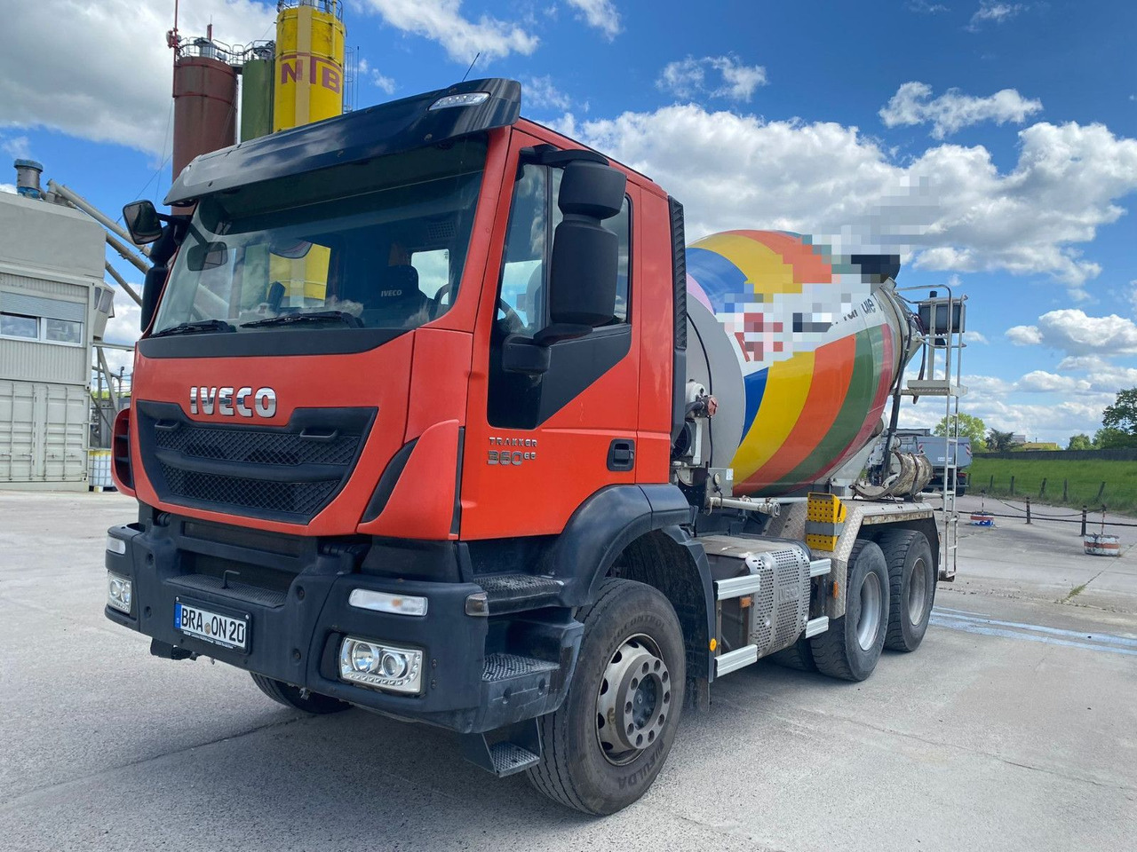 Iveco 260T360 Betonmischer 6x4 Stetter 7 Kubik - Truk pengaduk beton: gambar 5 Iveco 260T360 Betonmischer 6x4 Stetter 7 Kubik - Truk pengaduk beton: gambar 5