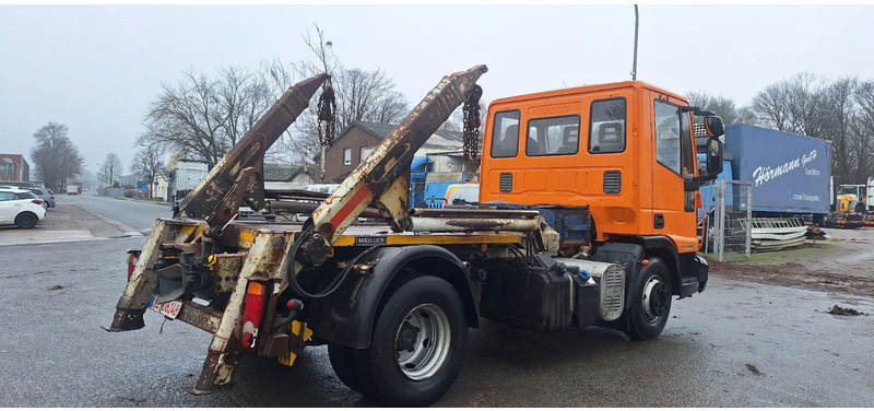 Iveco 80E18K 4x2 Absetzkipper - Truk skip loader: gambar 5 Iveco 80E18K 4x2 Absetzkipper - Truk skip loader: gambar 5